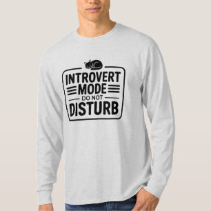 Introvert-Modus Nicht Stören Minimalistische Typog T-Shirt