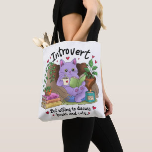 Introvertiert, aber bereit, über Bücher und Katzen