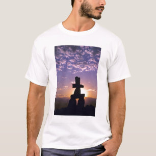 Inukshuk Nordwest-Territorien, Kanada T-Shirt