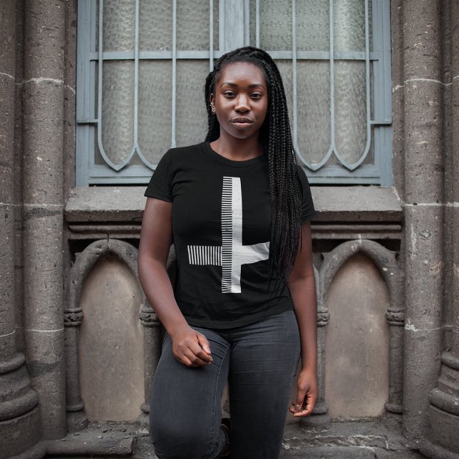 Invertiertes Kreuz T-Shirt (Von Creator hochgeladen)