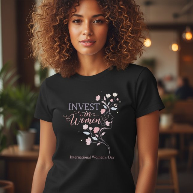 Invest in Women Floral Silhouette Women’s Day Tri-Blend Shirt (Von Creator hochgeladen)