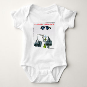 Invisible Selfie Funny Baby Strampler