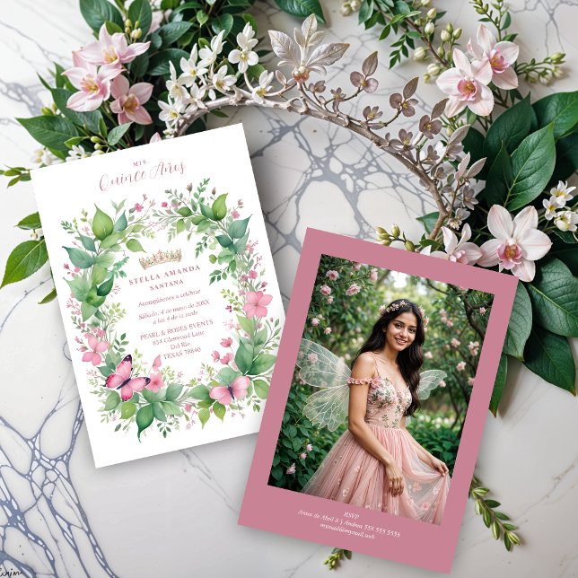 Invitación Exquisite Spring Tiara Pink & Green Flo Einladung (Exquisite Spring Tiara Pink & Green Floral Spanish Quinceañera Photo Invitations Cards. )