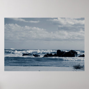 Ionisches Meer, das durch schäumende Wellen aufger Poster