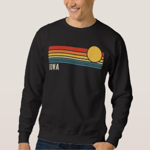 Iowa USA Retro Sunset Style Design Sweatshirt