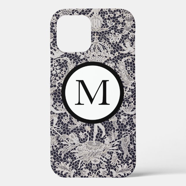 iPhone 12 FALL ANTIQUE LACE PATTERN CUSTOM INITIAL Case-Mate iPhone Hülle (Rückseite)