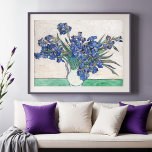 Ire, Vincent van Gogh Poster<br><div class="desc">Im Mai 1890, kurz bevor er sich aus dem Asyl in Saint-Rémy auschecken ließ, malte Van Gogh vier üppige Blumensträuße, das einzige Stillleben eines jeden Ehrgeizes, den er in seinem jahrelangen bleibe unternommen hatte: zwei Reize, zwei Rose, in kontrastierenden Farbschemen und Formaten.</div>