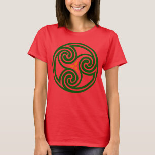 Ireland Èire Triskele Triple Spiral Design T-Shirt
