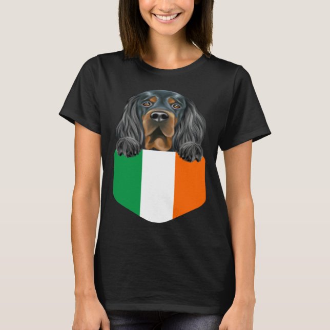 Ireland Flag Gordon Setter Dog In Pocket T-Shirt (Vorderseite)