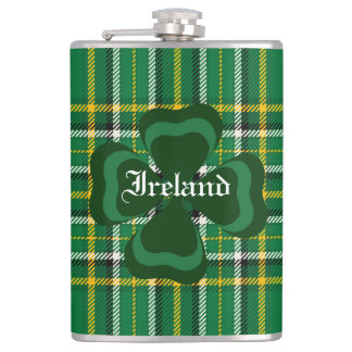 Ireland National Tartan, Kleeblatt Customize name Flachmann