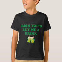 Iren kaufen ein Getränk, lustig trinken St. Patric