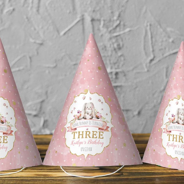 Irgendein Bunny macht drei 3. Geburtstag Partyhütchen (Von Creator hochgeladen)