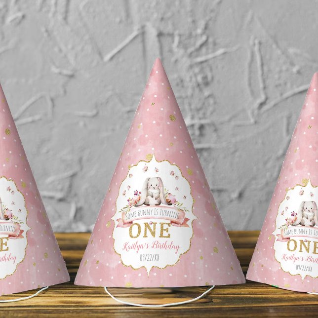 Irgendein Bunny macht einen 1. Geburtstag Partyhütchen (Von Creator hochgeladen)