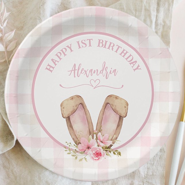 Irgendein Sonnenschein verwandelt ein rosa Mädchen Pappteller (Cute Bunny Florals 1st Girl Birthday Party Paper Plates. Easy to personalize Birthday girl's name.)