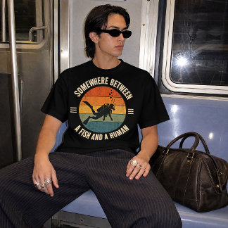 Irgendwo zwischen einem Fisch und einem menschlich T-Shirt
