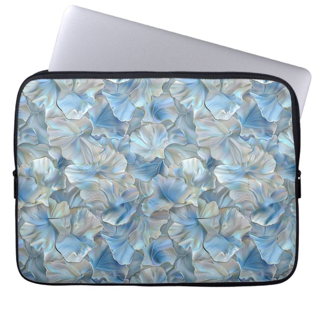 Iridescent Blue Pearl Petal Pattern Laptop Sleeve (Vorderseite)