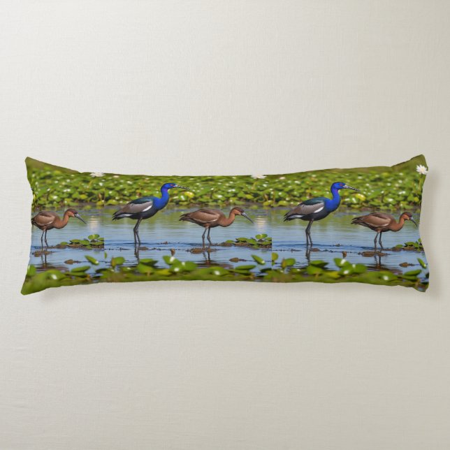 Iridescent Jacana & Rusty Companion – Elegant Body Seitenschläferkissen (Vorderseite)