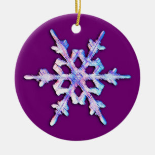 Iridescent Snowflake auf Amethyst Lila Keramik Ornament