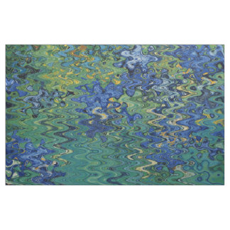 IRIS REFLEKTIERT IM WASSER STOFF