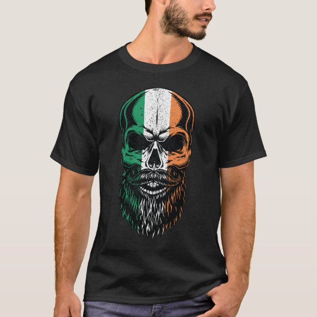 irische Flag-St. Patricks Day "Bearted Skull Head" T-Shirt (Vorderseite)