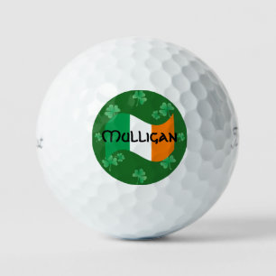 Irische Flagge mit Shamrocks personalisiert Golfball