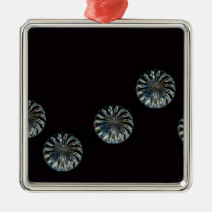 Irische Gestaltung - Die Kristall-Kollektion Ornament Aus Metall