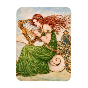 Irische Göttin spielt Harfe – Celtic Art Nouveau Magnet