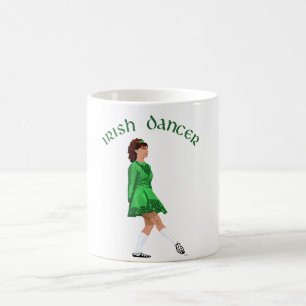 Irische Soft-Shoe-Tänzerin in Grün Tasse