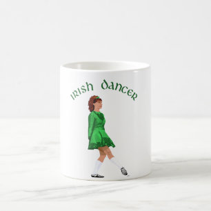 Irische Soft-Shoe-Tänzerin in Grün Tasse