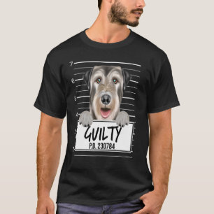 Irischer Wolfshund-Mugshot schuldig Hund T-Shirt