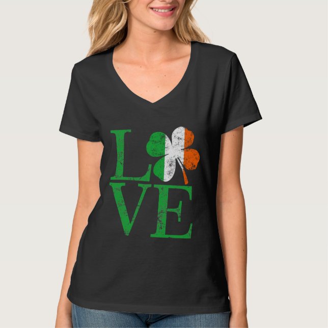 Irisches Liebe-Kleeblatt St. Patricks T-Shirt (Vorderseite)