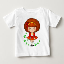 Irisches Mädchen in rotem Kleid mit Kleeblättern Baby T-shirt