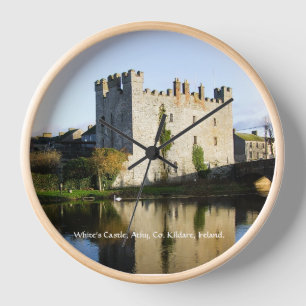 Irisches mittelalterliches Schloss, Athy, Co. Kild Uhr