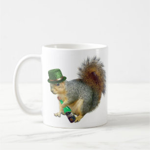 Irisches trinkendes Eichhörnchen Tasse