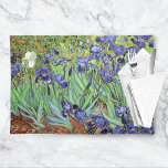 Irises Garden Landscape Vincent van Gogh Stofftischset<br><div class="desc">Ein Tischset mit der schönen Ölmalerei Ire (1889) von Vincent van Gogh (1853-1890). Blauer violetter Iris im Garten,  der von japanischer Kunst beeinflusst wurde.</div>