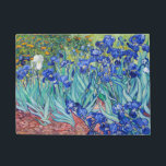 Irises Vincent van Gogh Fußmatte<br><div class="desc">Ire (1889) Vincent van Gogh. Niedliche Sommerlandschaft. Blaue Irisen blühen in einem Blumenbeet in einem grünen Garten. Reproduktion berühmter Kunstbilder im öffentlichen Bereich.</div>