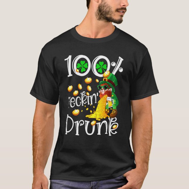 Irish 100 Feckin Drunk Leprechaun Puking Drink Pat T-Shirt (Vorderseite)