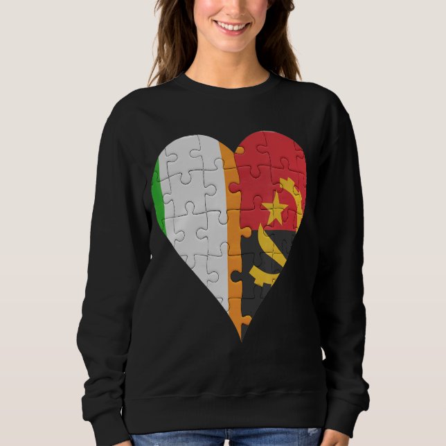 Irish Angolan Flag Heart Sweatshirt (Vorderseite)