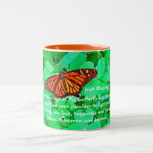 Irish Butterfly Segen Zweifarbige Tasse (Mittel)