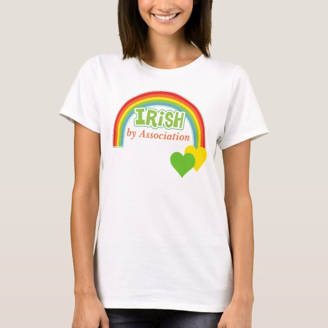 Irish By Association Rainbow Heart T-Shirt (Vorderseite)