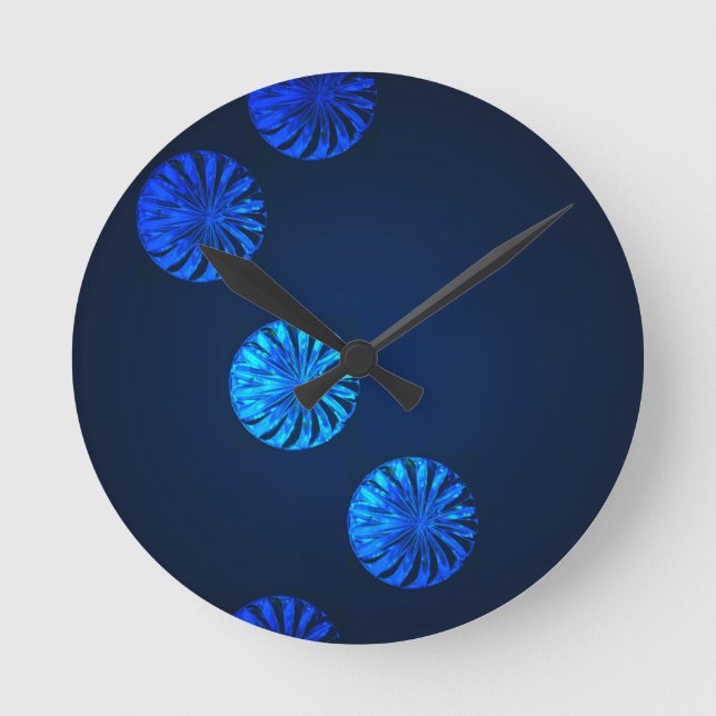 Irish Design Blue Crystal Runde Wanduhr (Vorderseite)
