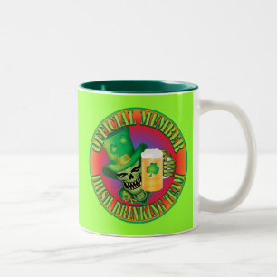 Irish Drink Team Skull Zweifarbige Tasse