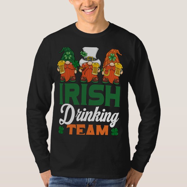 Irish Drinking Team Drinking Beer Gnome  Patricks  T-Shirt (Vorderseite)