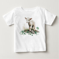 Irish Farmhouse | Niedliches Lamm in Clover Baby T
