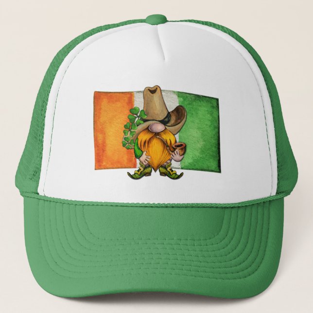 Irish Flag Cowboy Gnome Lucky Truckerkappe (Vorderseite)