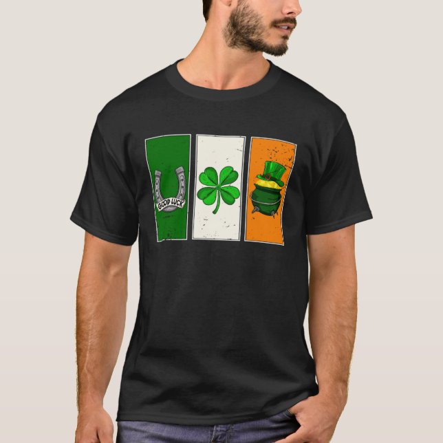 Irish Flag Green White Orange Horseshoe Leprechaun T-Shirt (Vorderseite)