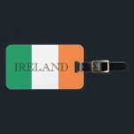 Irish Flag Ireland cd ln arc2 Gepäckanhänger<br><div class="desc">Irish Flag Irland Customizable Details Gepäckstück Tag Design © Trinkets and Things 2017 - AHP Design. Alle Rechte vorbehalten.</div>
