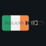 Irish Flag Ireland cd ltcnt Gepäckanhänger<br><div class="desc">Irish Flag Irland Customizable Details Gepäckstück Tag Design © Trinkets and Things 2017 - AHP Design. Alle Rechte vorbehalten.</div>