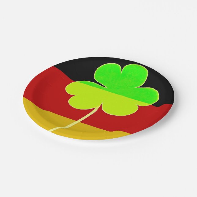 Irish German Flag Kleeblatt Clover St Patrick Fun Pappteller (Schrägansicht)
