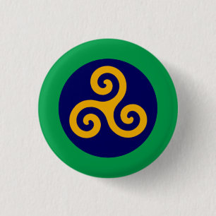 Irish Gold Triskele Abzeichen Button